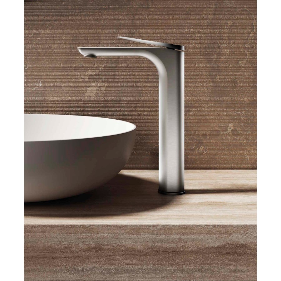 Cristina Blade Series BRUSHED CHROME